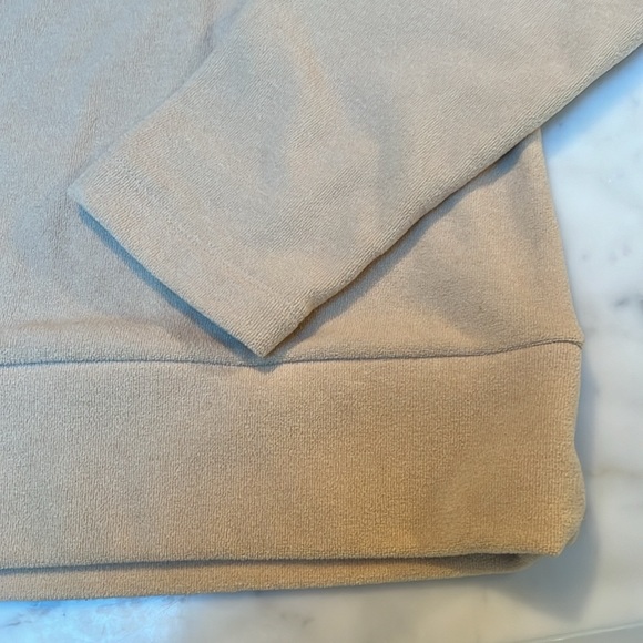 EUC Dudley Stephen’s Valley V Neck in Terry - Picture 5 of 8